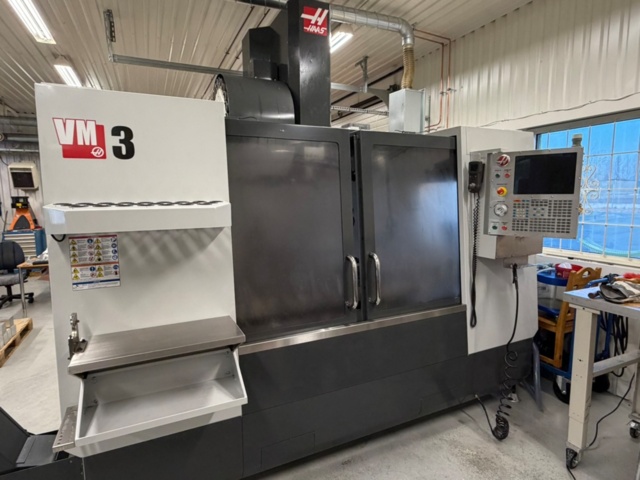 1411423-2 Vertikal fleroperationsmaskin - HAAS VM-3