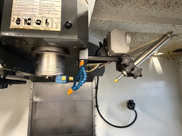 1411423-5 Vertikal fleroperationsmaskin - HAAS VM-3