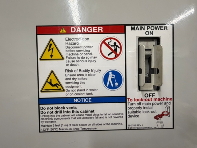 1411423-10 Vertikal fleroperationsmaskin - HAAS VM-3