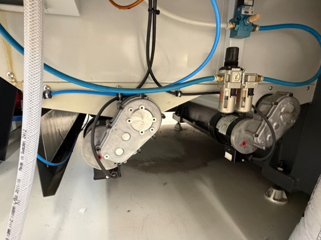 1411423-13 Vertikal fleroperationsmaskin - HAAS VM-3