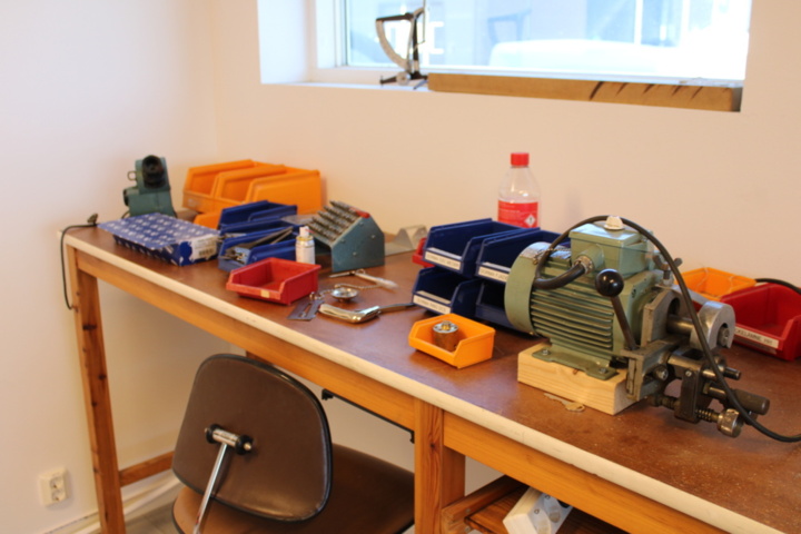 1476285-3 Tools and equipment in the locksmith workshop