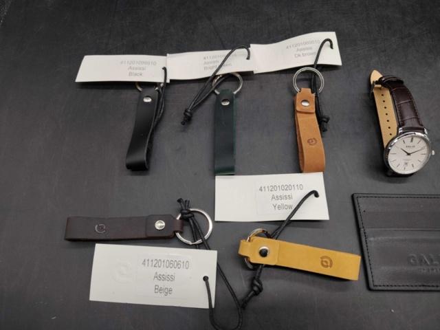 1500595-4 Accessoarer – Galio of Sweden, armbandsur, nyckelringar och korthållare  (Paket 16)