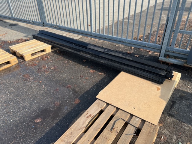 1094814-1 Ca 45 st Stålprofiler