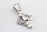 1500921 Halssmycke i platina och 14K vitguld med diamanter GIA-cert