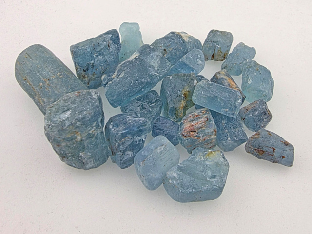 Unprocessed gemstones of the type Aquamarine (Beryl) approximately 170 ...