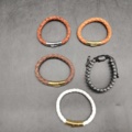 1502446-2 Armband 5 st, - Perle Fini, läderarmband, dubbelpärlarmband