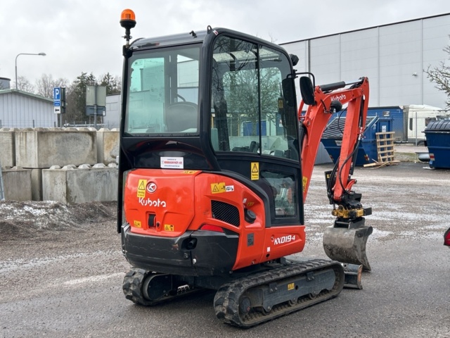 1457611-6 Minigrävare - Kubota KX019-4 Rototilt, -2014 och släp