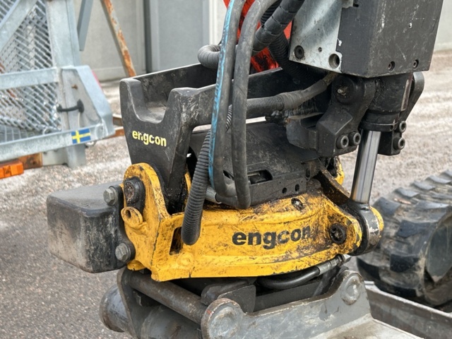 1457611-12 Minigrävare - Kubota KX019-4 Rototilt, -2014 och släp