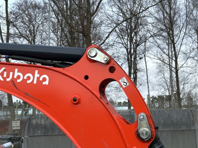 1457611-15 Minigrävare - Kubota KX019-4 Rototilt, -2014 och släp