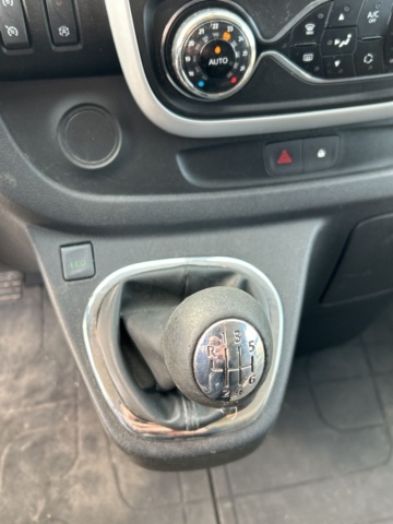 1455120-15 Nissan NV300 Van 2.9t 1.6 dCi Manual, 125hp, 2017