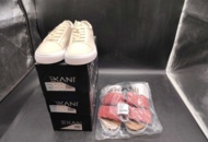 1502633 Skor, 4 par - Exani, stl 38, beige sneakers, rosa tofflor