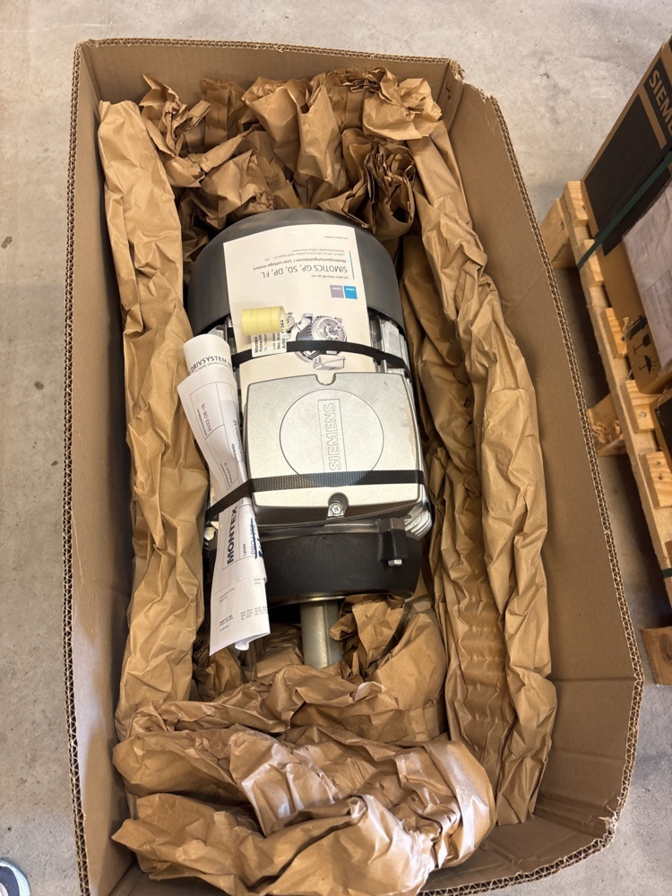 1445138-1 Siemens SIMOTICS 7,5 kW elmotor – Ny i kartong – 1LE1023-1CA12