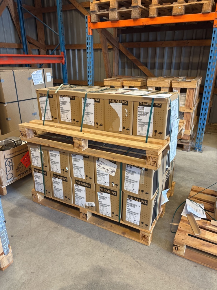 1502813-1 7 st Siemens SIMOTICS 1,1 kW IE3 elmotorer – Nya i kartong – 230/400V