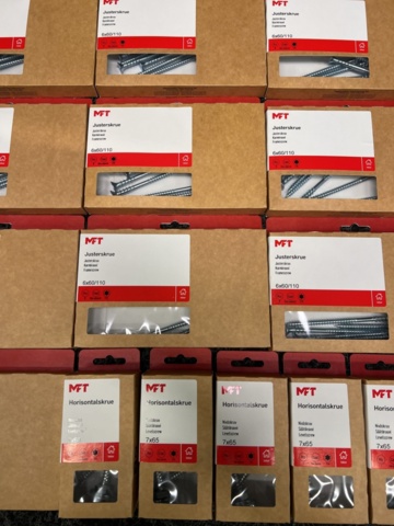 1504769-3 23 pcs Packs Mixed screw, MFT