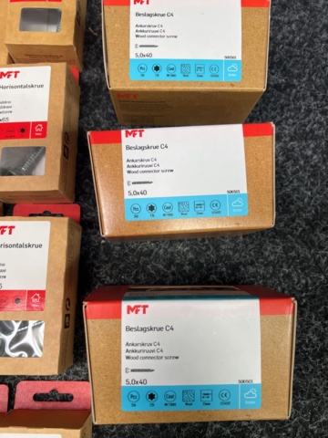1504769-5 23 pcs Packs Mixed screw, MFT