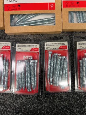 1504770-9 23 pcs Packs Mixed screw, MFT