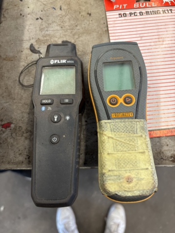 1503827-1 Moisture detectors 2 pcs and gas leak test equipment - FLIR, Protimeter, Alde/GOK