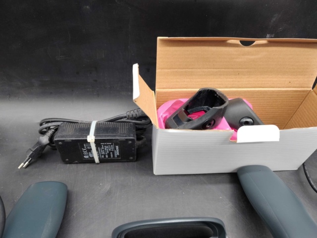 1505034-3 Barcode scanner - Datalogic, Touch90, with cables, holder