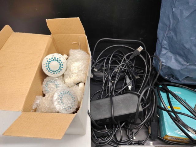 1505036-4 Electronics section - keyboards, cables, network cards, label printers, electrical cabinets