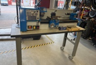 1427707 Svarv med bord - BVB25L