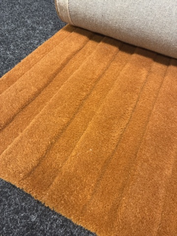 1505163-2 Ullmatta Relevo 170x240 cm, brunt orange