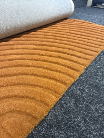 1505163-4 Ullmatta Relevo 170x240 cm, brunt orange