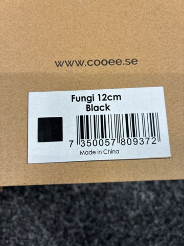 1505180-9 5 st Skulpturer Cooee Design Fungi 18 & 12 cm, svart