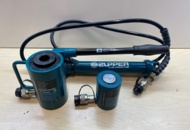 1505387 Hydraulic hand pump 1 pc and cylinders 2 pcs