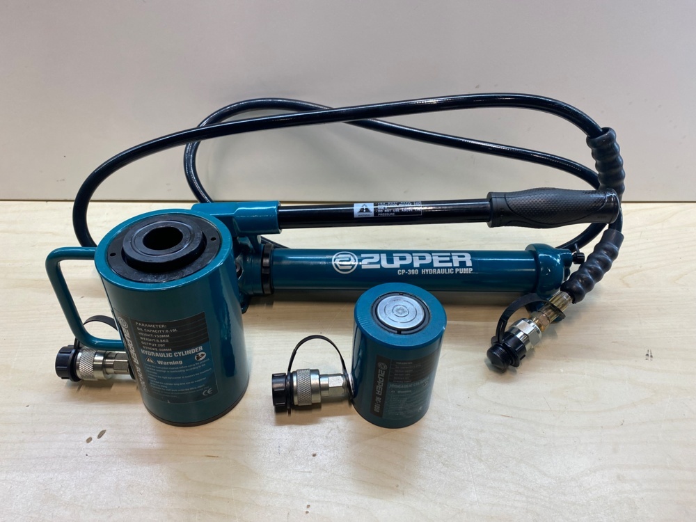 1505387-1 Hydraulic hand pump 1 pc and cylinders 2 pcs