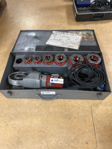 Electric pipe threader - PS Auction - We value the future - Largest in ...