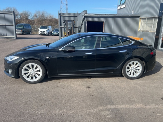 1351419-2 Tesla Model S 100D, 525hk -2019