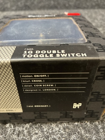 1505296-3 Strömbrytare Buster + Punch 1G Double Toggle Switch