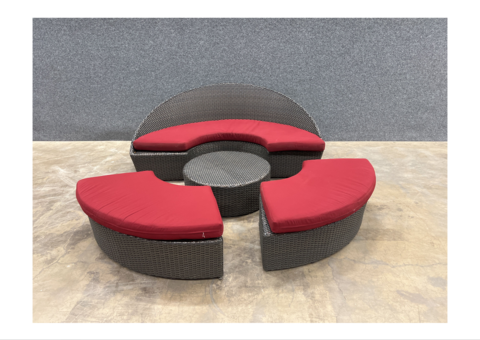 Bild som representerar auktionen - Återbruk av restaurangmöbler