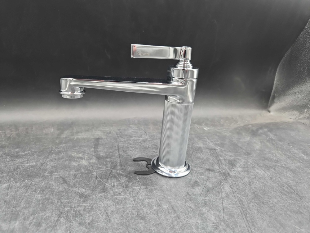 1506475-1 Basin mixer - Tapwell, chrome