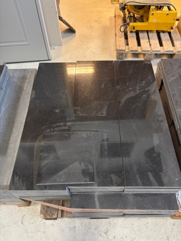 1499337-9 Granite slabs