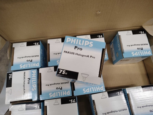 1506600-4 Halogen bulbs 12 pcs – Philips, PAR30S, 75W