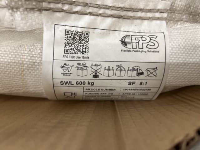 1506854-10 Trimethylolpropane flakes, Flexible hose, Plastic container, French door