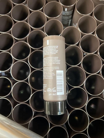 1506854-33 Trimethylolpropane flakes, Flexible hose, Plastic container, French door