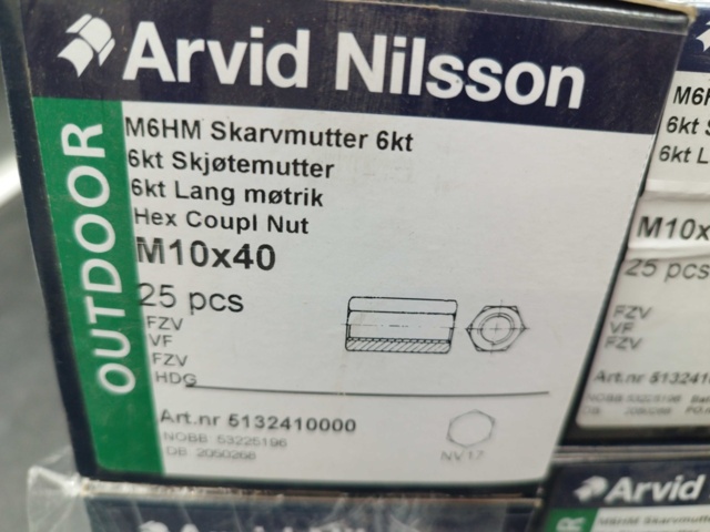 1480292-3 Skarvmutter M10x40, 10 st lådor - Arvid Nilsson