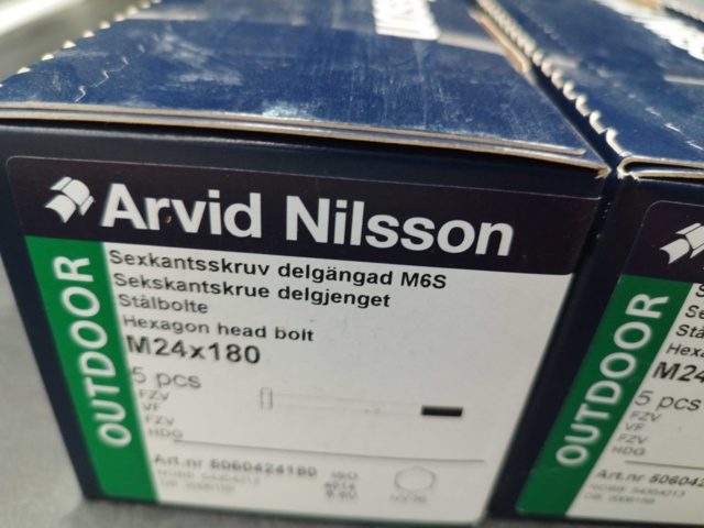 1506881-3 Sexkantsbult 4 st lådor - Arvid Nilsson, M24x180