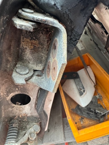 1405628-13 Dörrar till Chevrolet Z28. 82-91 år