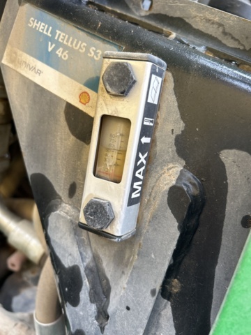 1503916-100 Traktorgrävare Huddig 1260C med tiltrotator + redskap