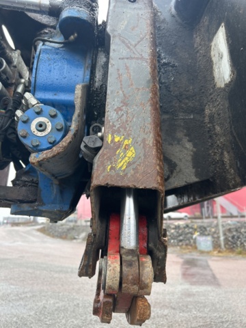 1503916-76 Traktorgrävare Huddig 1260C med tiltrotator + redskap