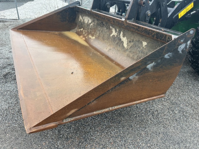 1503916-111 Traktorgrävare Huddig 1260C med tiltrotator + redskap