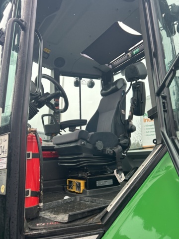 1503916-9 Traktorgrävare Huddig 1260C med tiltrotator + redskap