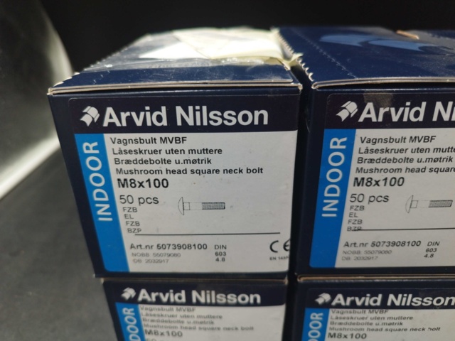 1507967-3 Vagnsbult M8x100 8 st lådor - Arvid Nilsson