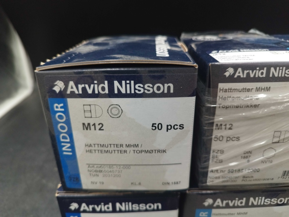 1508201-2 Hattmuttrar M12 8 st lådor - Arvid Nilsson