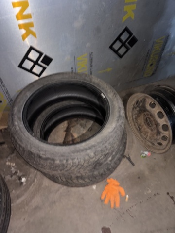 1447110-12 Däck från verkstad