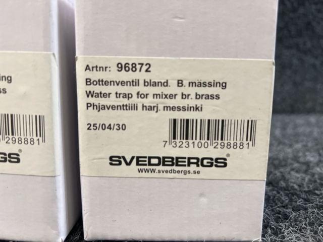 1508307-3 2 st Bottenventiler Svedbergs Pop-Up, borstad mässing