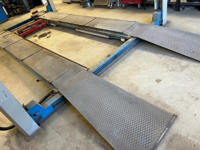 1508375-3 4 pillar lift 5000kg OMCN 403/LS 2009